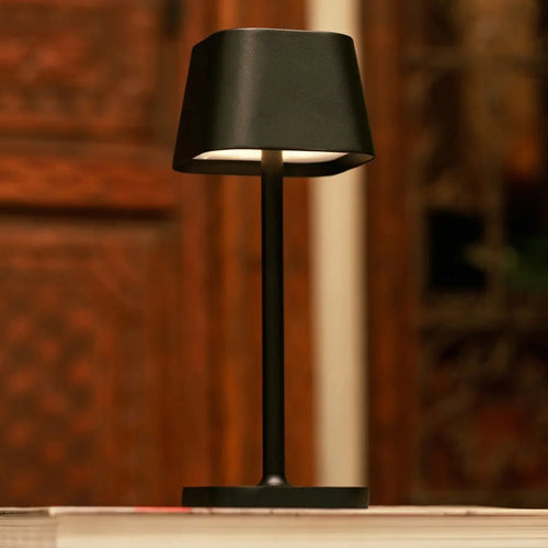 Ava Svart Sladdlös Bordslampa