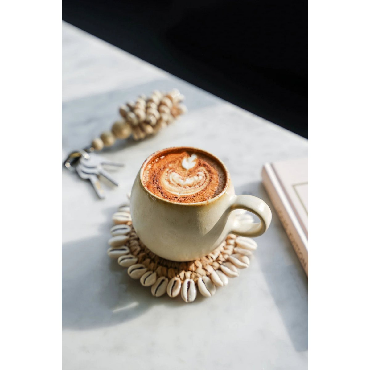 Cascais mugg i stengods, vit – M