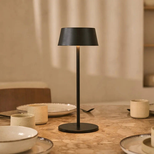 Bordslampa i Trä Hugo Svart